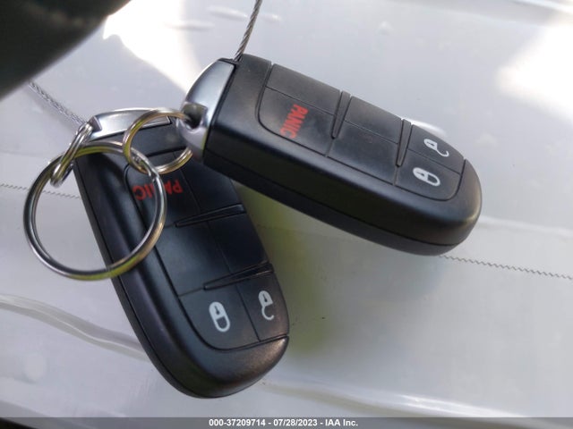 2022 Jeep Grand Cherokee, VIN: 1C4RJEAG6NC171385