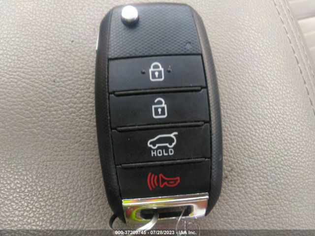 KNDPM3AC8J7325873 KIA Sportage Lx