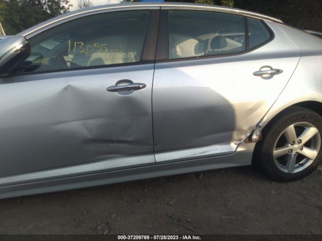 5XXGM4A78FG503000 KIA Optima Lx