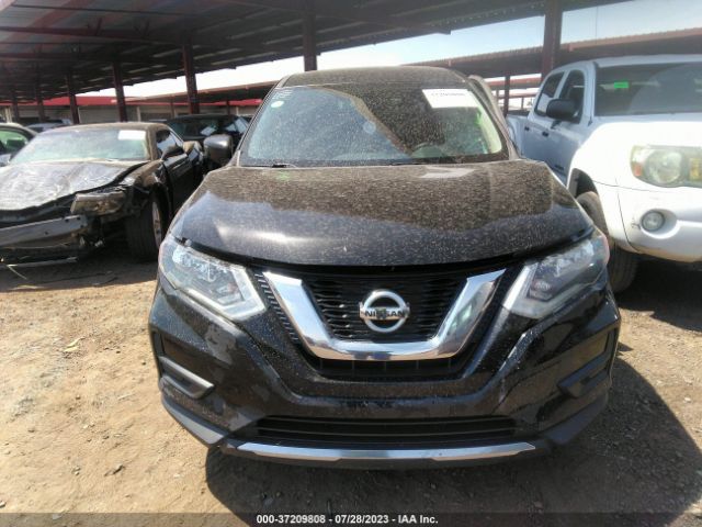 Nissan ROGUE S 2017 KNMAT2MV0HP559869 Image 3