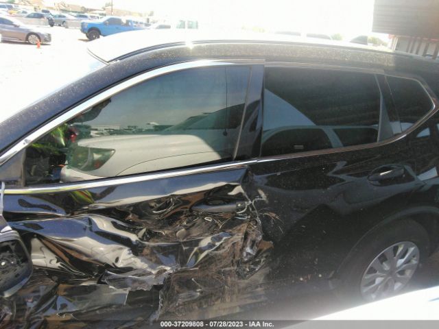 Nissan ROGUE S 2017 KNMAT2MV0HP559869 Image 5