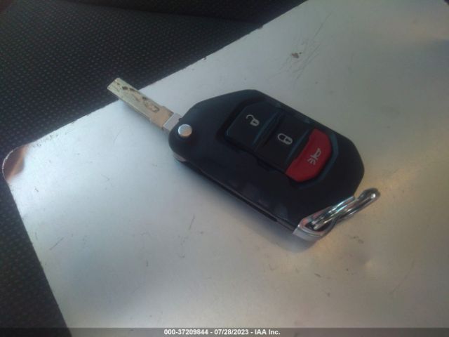 1C4HJXDG6KW558516 Jeep Wrangler Unlimited Sport S