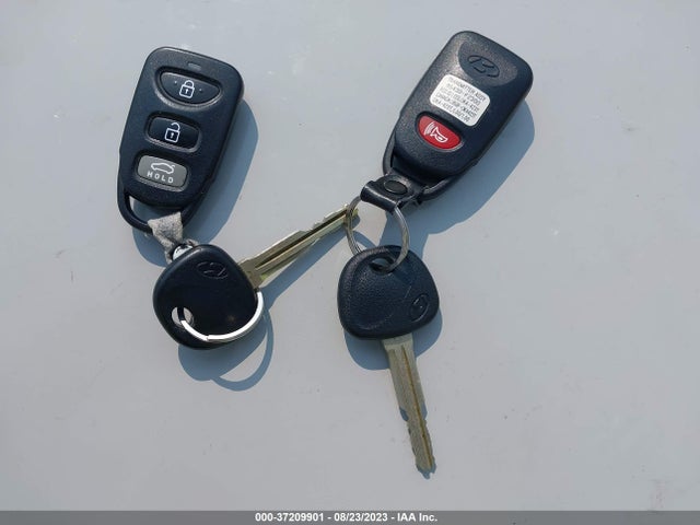 Hyundai ELANTRA SE 2017 5NPD74LF9HH070454 Image 3