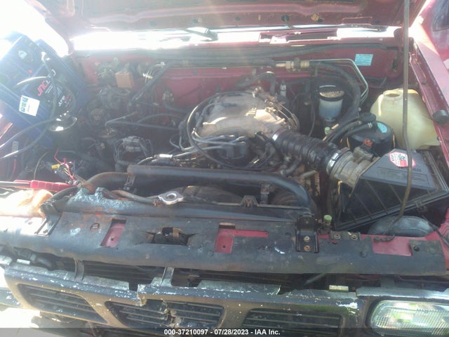 1995 NISSAN TRUCK KING CAB SE/KING CAB XE VIN: 1N6HD16Y4SC387127