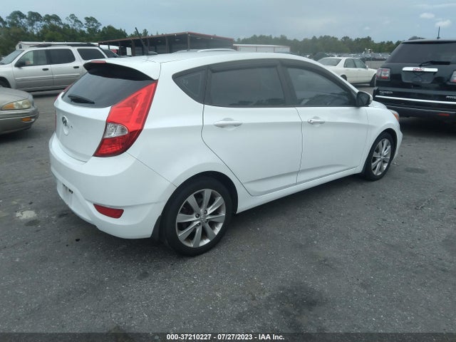 2014 HYUNDAI ACCENT SE VIN: KMHCU5AE4EU142162