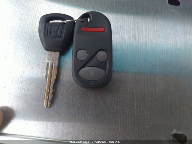 2001 HONDA ACCORD SDN EX VIN: JHMCG56631C011977