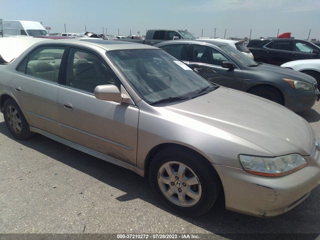 2001 HONDA ACCORD SDN EX VIN: JHMCG56631C011977