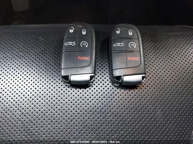 2C3CCAKG1GH170849 Chrysler 300 300c