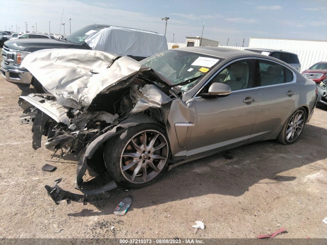 2012 JAGUAR XF SAJWA0HE2CMS27129 Photo 1