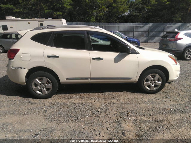 2015 NISSAN ROGUE SELECT S VIN: JN8AS5MV2FW254790