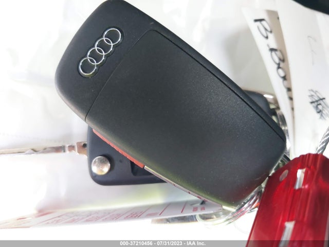 WA1AECF30K1077483 Audi Q3 PREMIUM