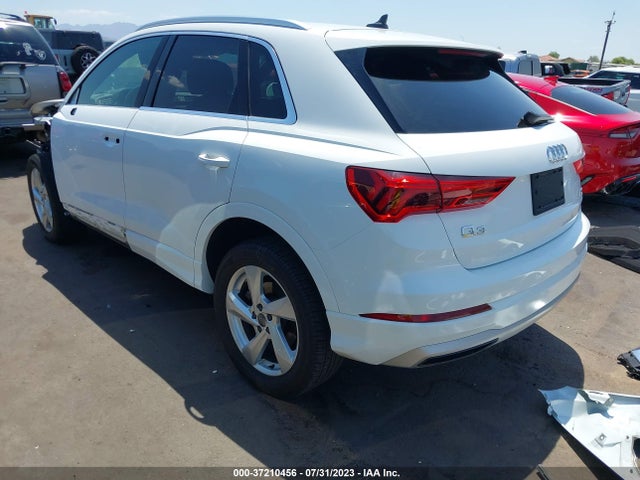 WA1AECF30K1077483 Audi Q3 PREMIUM