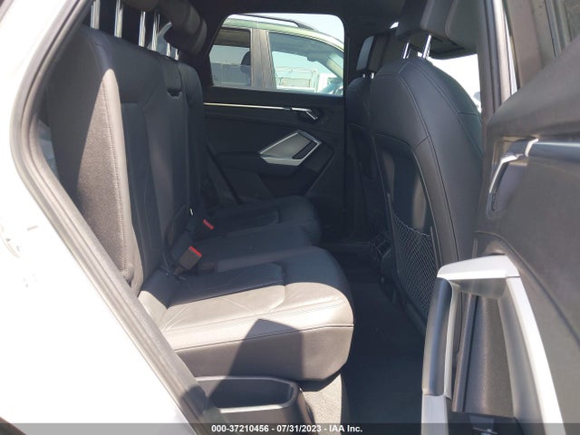WA1AECF30K1077483 Audi Q3 PREMIUM