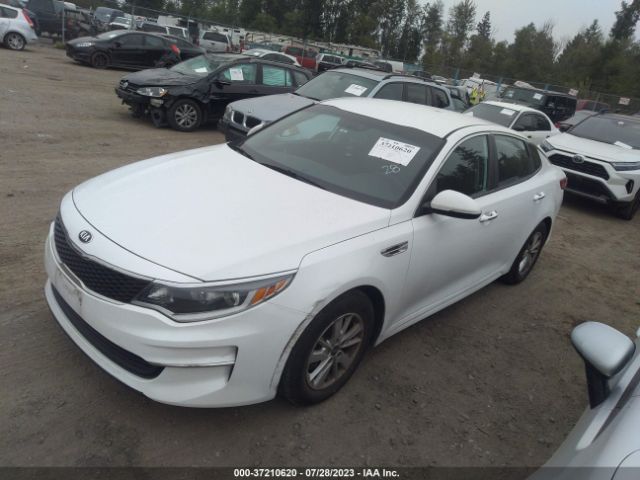KIA Optima Lx 2017 5XXGT4L35HG162865 Image 2