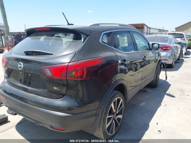 JN1BJ1CP7JW163038 Nissan Rogue Sport Sl