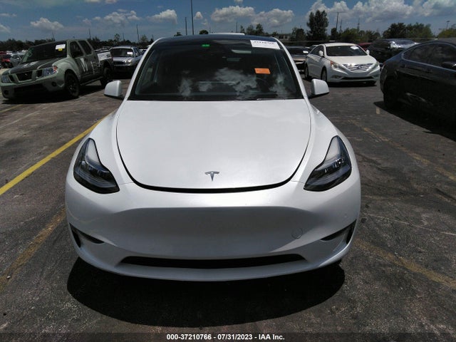 Tesla Model Y Long Range 2022 7SAYGDEE5NA010817 Image 10