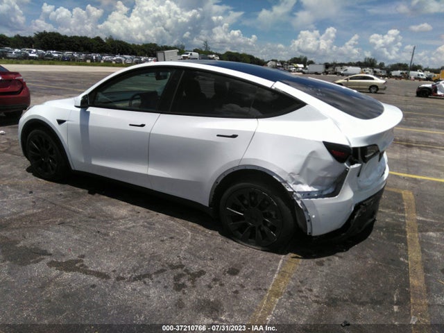 Tesla Model Y Long Range 2022 7SAYGDEE5NA010817 Image 3
