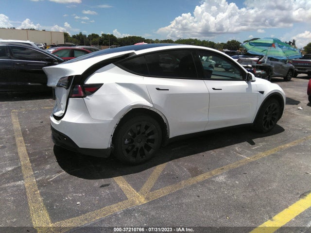 Tesla Model Y Long Range 2022 7SAYGDEE5NA010817 Image 4