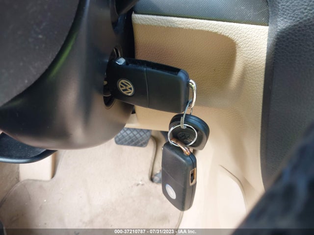 2009 VOLKSWAGEN JETTA SEDAN SE VIN: 3VWRM71K69M149685
