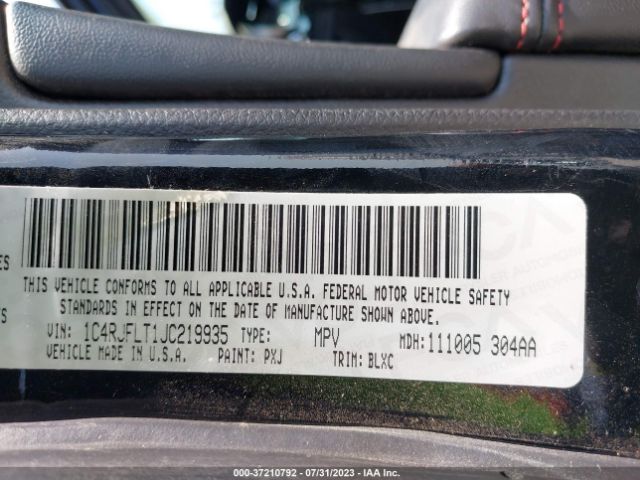 1C4RJFLT1JC219935 Jeep Grand Cherokee Trailhawk