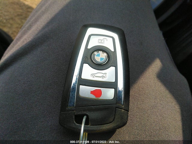 BMW 528i Xdrive 2016 WBA5A7C59GG148469 Image 11