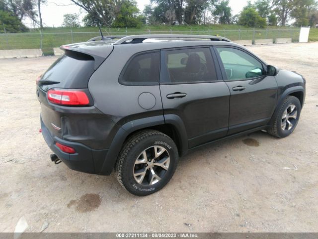 1C4PJMBB4GW213929 Jeep Cherokee Trailhawk