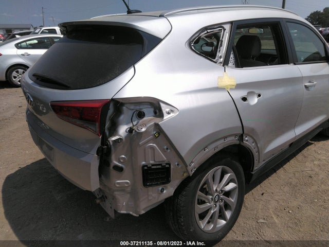 2016 HYUNDAI TUCSON SE VIN: KM8J33A48GU062419