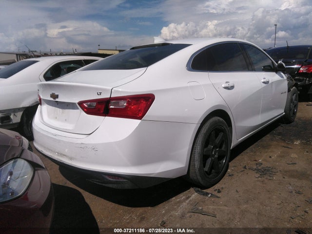 Chevrolet MALIBU LT 2018 1G1ZD5ST4JF148174 Image 4
