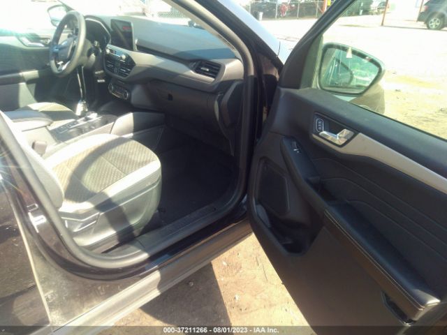 1FMCU0BZ5MUA39383 Ford Escape Se Hybrid