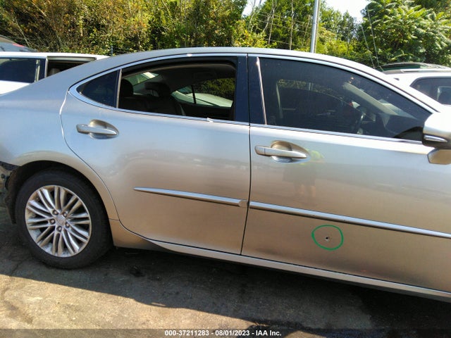 JTHBK1GGXG2211330 Lexus ES 350