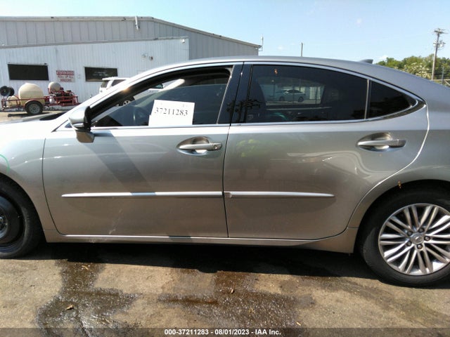 JTHBK1GGXG2211330 Lexus ES 350