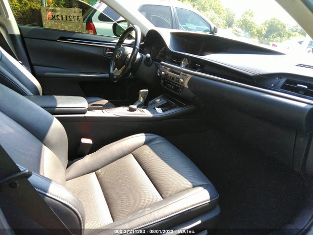 JTHBK1GGXG2211330 Lexus ES 350