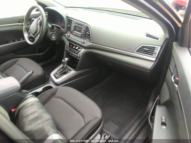 Hyundai ELANTRA SE 2018 5NPD74LF4JH263164 Image 5