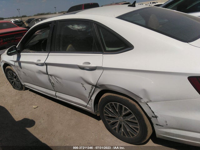 3VWC57BU6MM010622 Volkswagen Jetta S/se/r-line