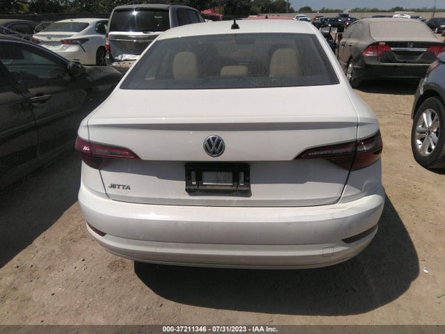 3VWC57BU6MM010622 Volkswagen Jetta S/se/r-line