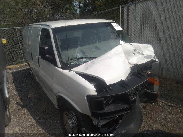 2009 CHEVROLET EXPRESS CARGO VAN VIN: 1GCGG25C691118215