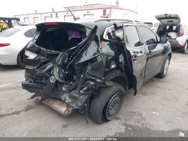 JN1BJ1CR8KW317517 Nissan Rogue Sport S