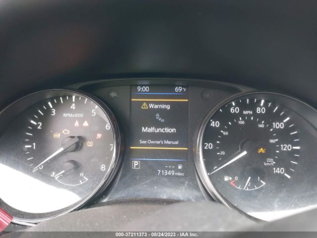 JN1BJ1CR8KW317517 Nissan Rogue Sport S