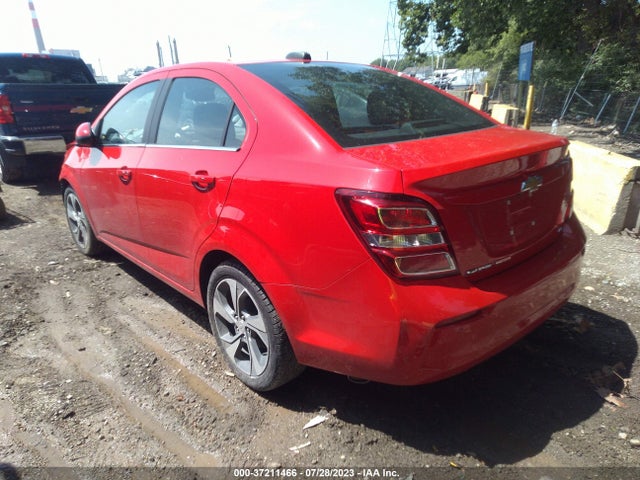 Chevrolet SONIC LT 2018 1G1JD5SB8J4137548 Image 3