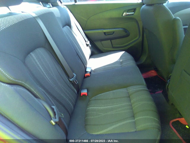 Chevrolet SONIC LT 2018 1G1JD5SB8J4137548 Image 8