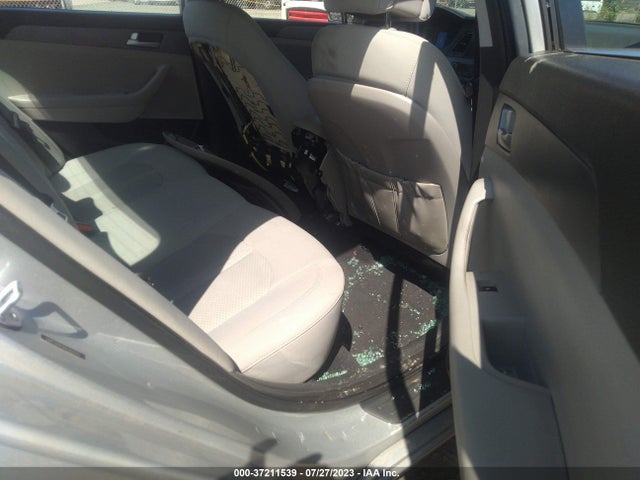 2016 HYUNDAI SONATA 2.4L SE VIN: 5NPE24AF9GH302555