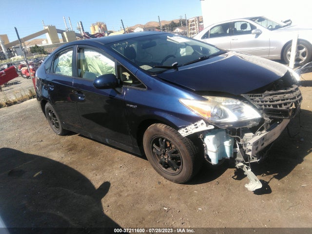 Toyota Prius Four 2015 JTDKN3DU2F0484089 Image 1