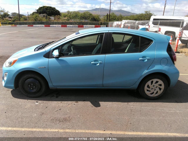Toyota Prius C One/two/three/four 2016 JTDKDTB35G1122914 Image 15