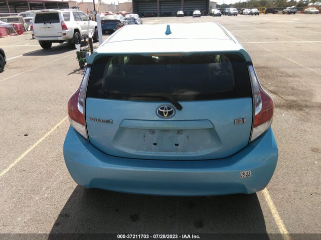 Toyota Prius C One/two/three/four 2016 JTDKDTB35G1122914 Image 17
