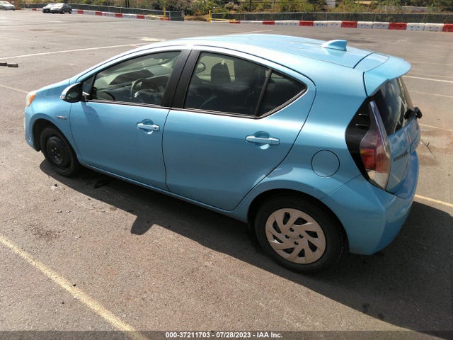 Toyota Prius C One/two/three/four 2016 JTDKDTB35G1122914 Image 3