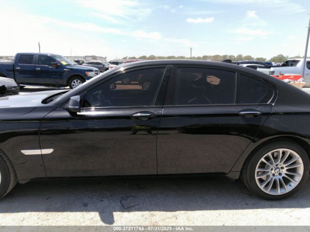 WBAYA6C55ED144019 BMW 7 Series 740i