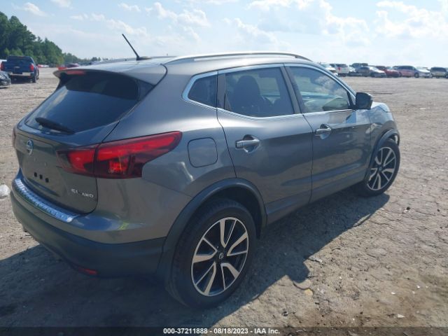 JN1BJ1CR6JW293717 Nissan Rogue Sport Sl