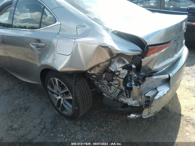 2018 LEXUS IS IS 300 VIN: JTHBA1D26J5075506
