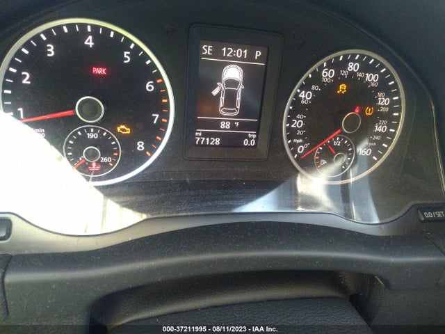 WVGAV7AX9FW611964 Volkswagen 2015