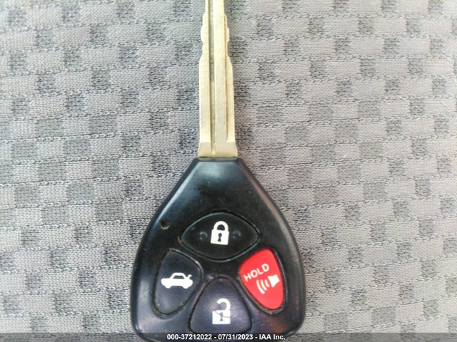 2006 TOYOTA RAV4 BASE VIN: JTMBD33V365000978
